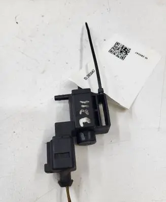 Audi A4 S4 B8 8K Turbo solenoid valve 037906283