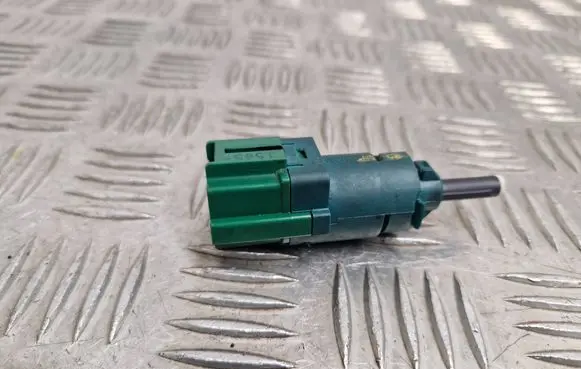 Brake pedal sensor switch