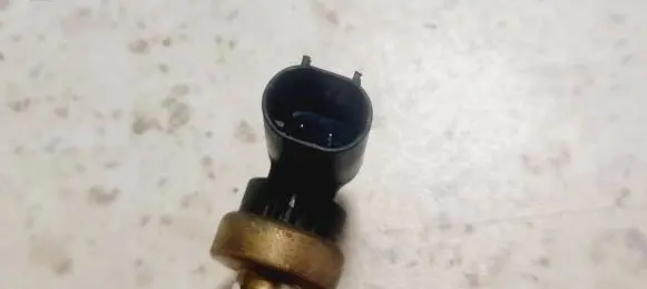 Coolant temperature sensor