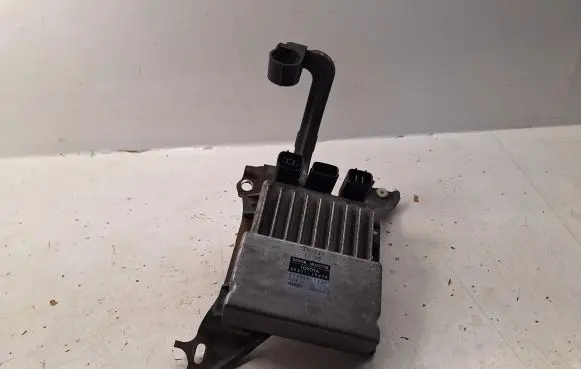 Toyota Auris 150 Fuel injection control unit/module 8987120070 1310001371
