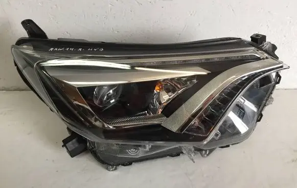 Toyota RAV 4 (XA40) Headlight/headlamp