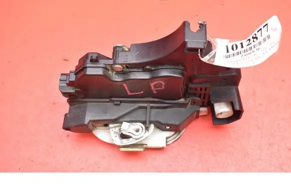 Mitsubishi Colt Front door lock