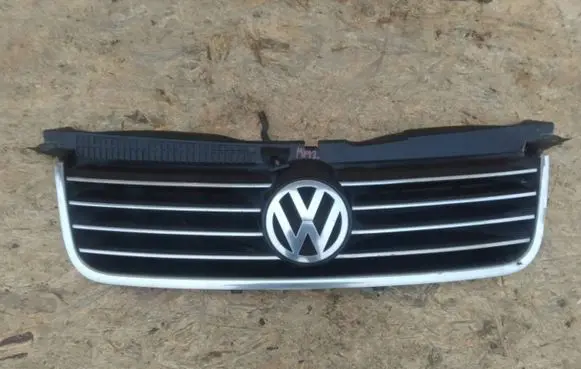 Volkswagen PASSAT B5 ACC Distronic radar sensor grill/trim ddddd