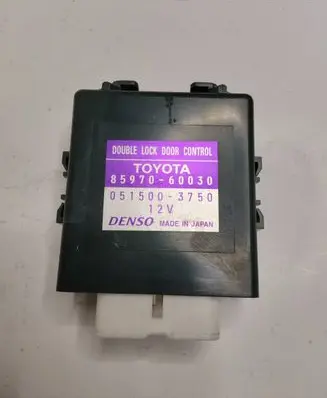 Toyota Land Cruiser (J120) Door central lock control unit/module 8597060030 0515003750