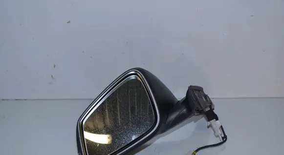 Front door electric wing mirror