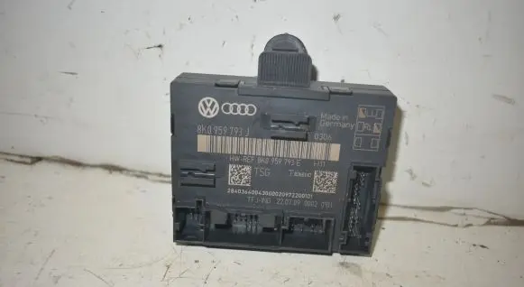 Audi A4 S4 B8 8K Door control unit/module 8K0959793J