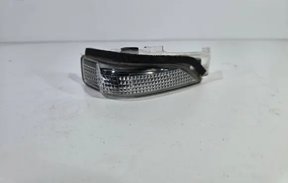 Toyota C-HR I Mirror indicator light 2222000208 2122000787