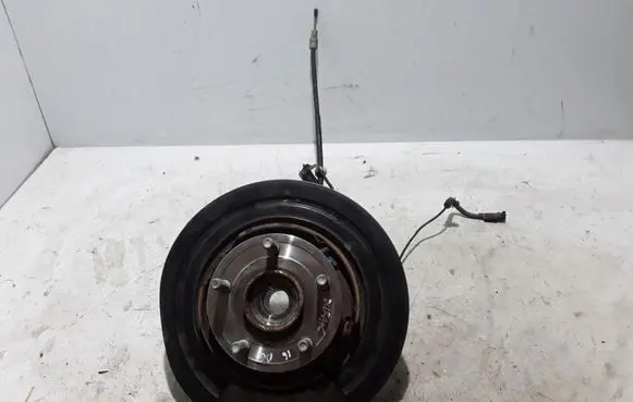 Dodge Durango Rear wheel hub 68253396AB