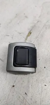 Volkswagen PASSAT B6 Bracket in trunk/boot 4F9863539