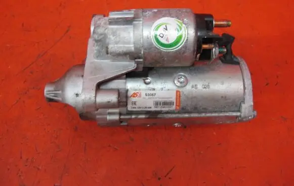 Peugeot 308 Starter motor S3057