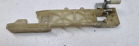 Rear door exterior handle/bracket