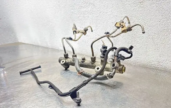 Opel Astra H Fuel main line pipe 0445214094