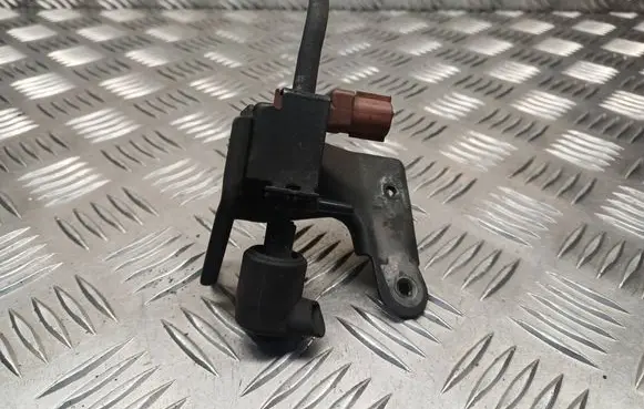 Toyota Avensis T220 Turbo solenoid valve