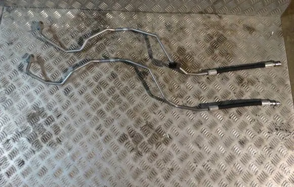 BMW M4 F82 F83 Turbo turbocharger oiling pipe/hose