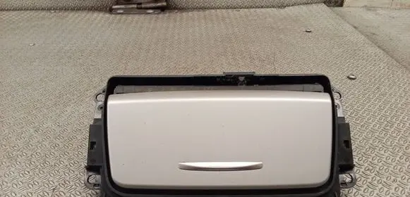 BMW 3 E90 E91 Ashtray (front) 7078571 7129555
