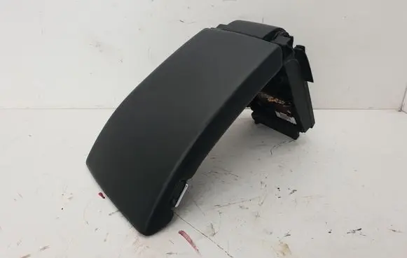 Volvo XC70 Armrest 39870962 30715140