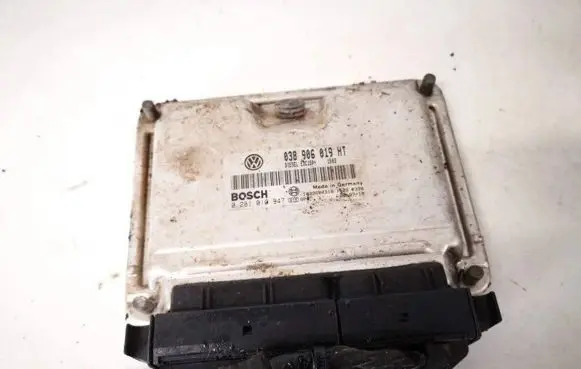 Skoda Fabia Mk1 (6Y) Engine control unit/module 038906019ht 0281010947
