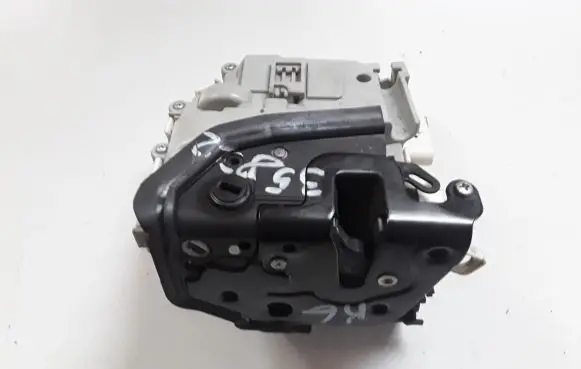 Audi A1 Rear door lock 8X0839015