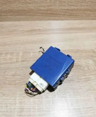 Toyota Auris 150 Door control unit/module 8597012020 0515004070