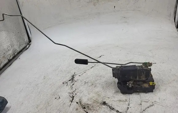 Renault Kangoo I Front door lock 