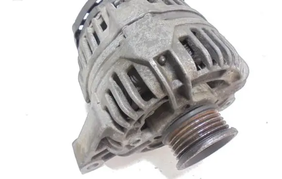 Skoda Fabia Mk1 (6Y) Generator/alternator 047903015Q