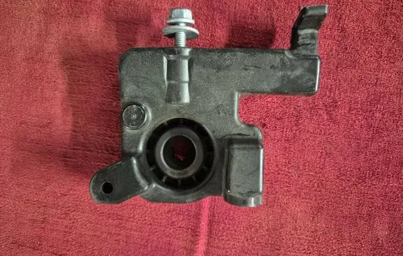 Smart ForTwo III C453 Radiator mount bracket A4535041438 215143071R