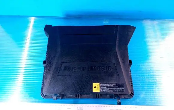 Hyundai Ioniq Air filter box cover 