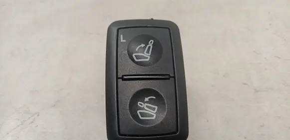 Mercedes-Benz GL X164 Seat control switch A1648705810