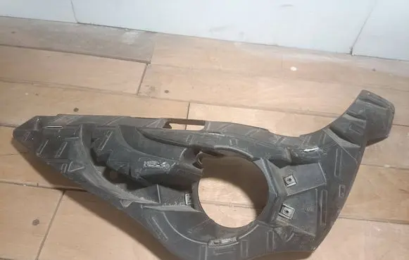 BMW X1 E84 Fog light bracket 7303793 19017414
