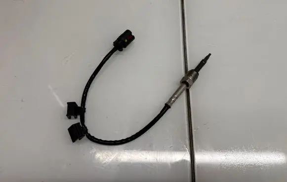 BMW X6 G06 Exhaust gas temperature sensor 8476481