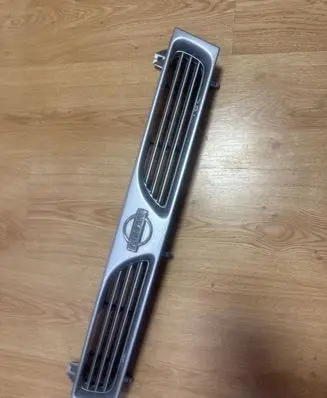 Nissan Sunny Front bumper upper radiator grill