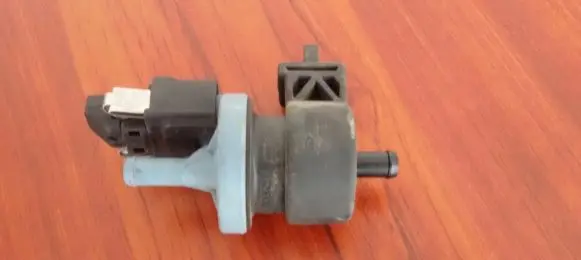 Volkswagen Lupo Valve vacuum 0280142310