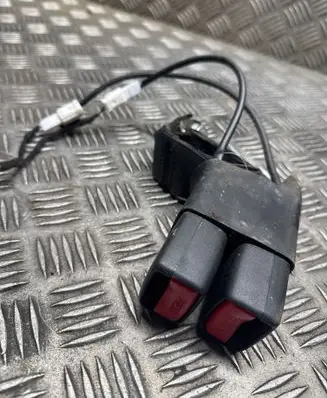 Nissan Qashqai Rear seatbelt buckle 