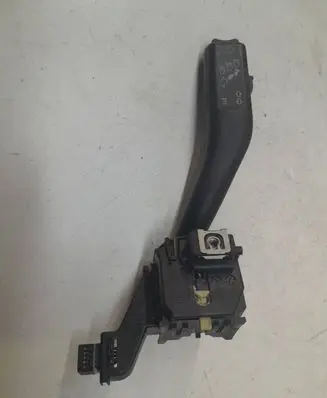 Volkswagen Golf V Indicator stalk 1K0953513F 01103511