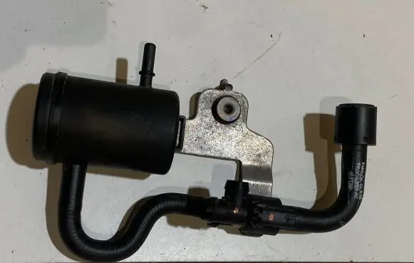 Ford Mustang VI Breather/breather pipe/hose FR3C6J003AC