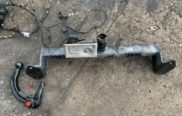 BMW 2 F46 Tow bar set 6884356 303395600002