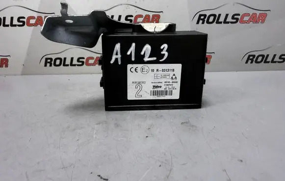 Toyota Aygo AB40 Door central lock control unit/module 897400H040 E1087572 10R0313118