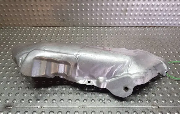 BMW 5 G30 G31 G38 Exhaust heat shield S26370850 8652464