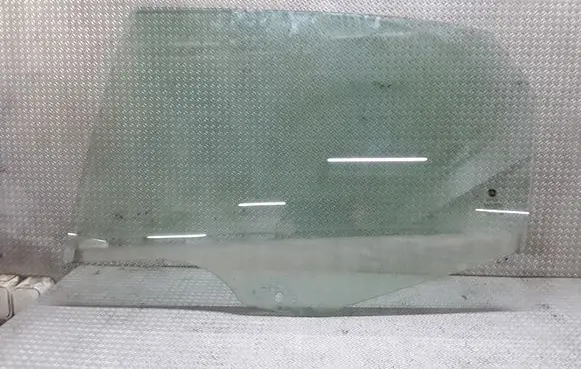 Fiat 500L Rear door window glass 43R00048