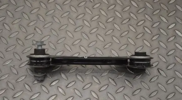 Rear upper control arm/wishbone