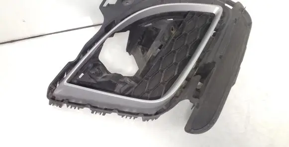 Mazda 6 Front fog light trim/grill GDK550C11 K3006