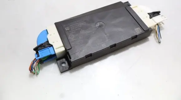 Mercedes-Benz CLA C118 X118 Door central lock control unit/module 