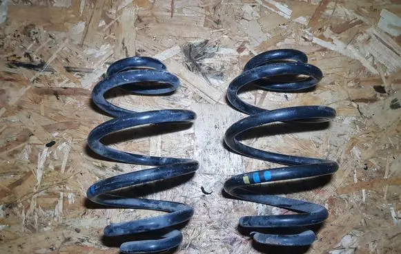 Audi A6 S6 C5 4B Rear coil spring