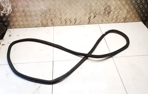 Seat Exeo (3R) Trunk rubber seal (body) 
