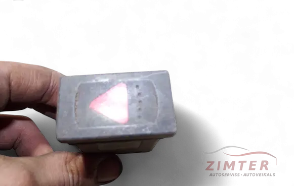 Volkswagen PASSAT B5.5 Hazard light switch 3B0953235B