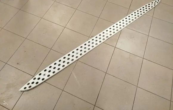 Mercedes-Benz GL X164 Sill/side skirt trim 