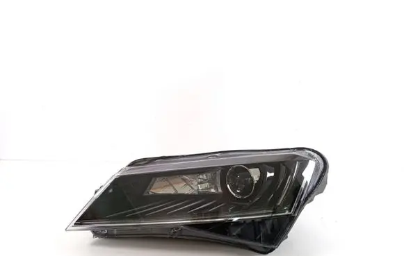 Skoda Superb B8 (3V) Headlight/headlamp 3V1941015B
