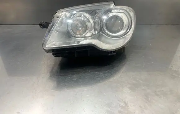 Volkswagen Touran I Headlight/headlamp 1t1941751a