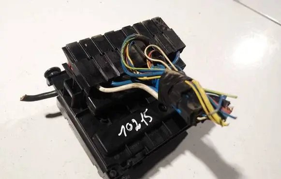 Citroen C5 Fuse box set 9675877980 bsm-r02-0001