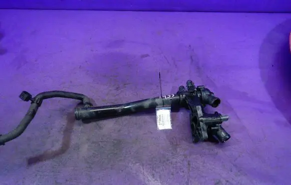 Volkswagen Golf IV Thermostat housing 03C121026G